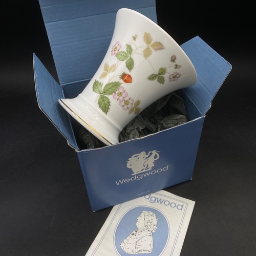 Wedgwood wild strawberry posy - wedgwood,