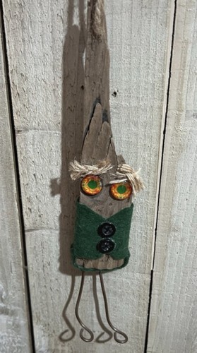 Assemblage art driftwood - assemblage,