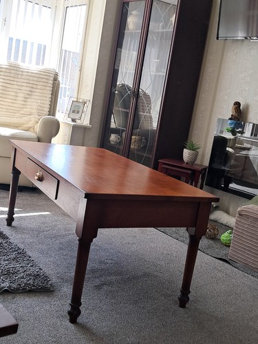 Laura ashley mahogany - ashley,