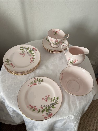 Royal tuscan pale - pale, pink