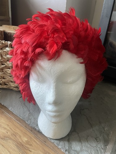 Vintage 1960s red - 1960s, feather