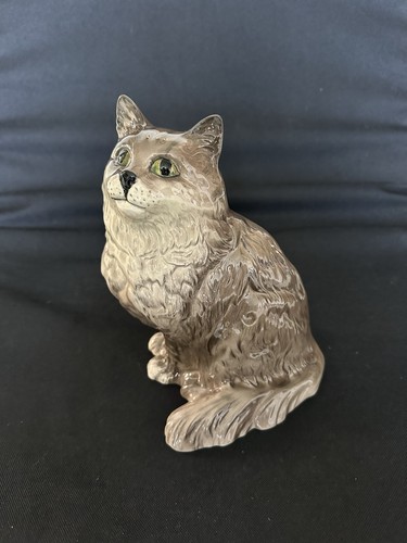 Royal doulton cat figure - royal,