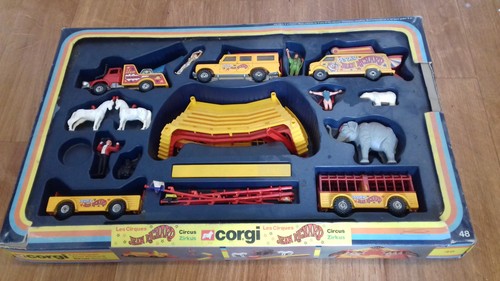Vintage corgi circus pinder - vintage,