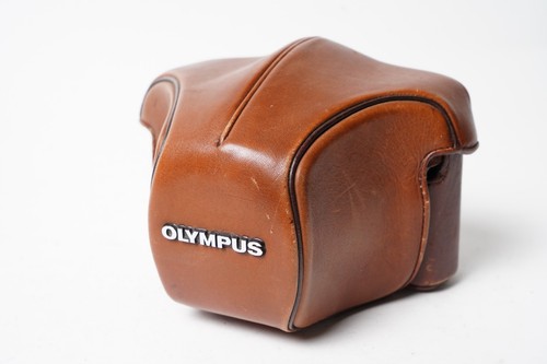 Olympus brown leather case - brown,