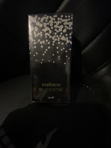 Madonna blossom eau - blossom,