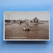 Great Yarmouth Postcard C1933 Real Photo Boating Lake Pedalos Norfolk