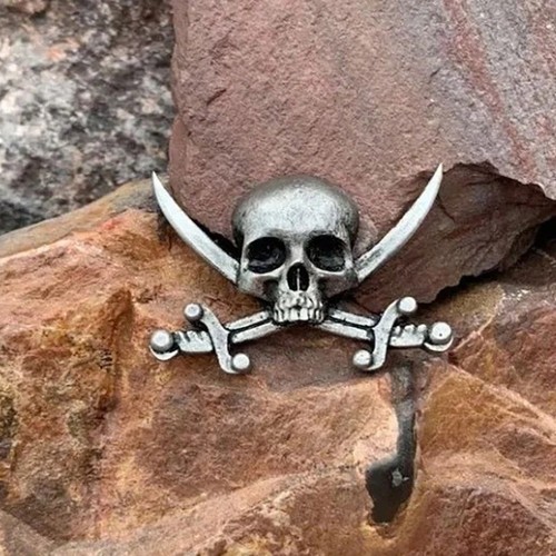 New gothic skull crossbones - &,