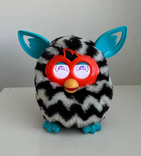 Furby boom zig zag black - zig, white