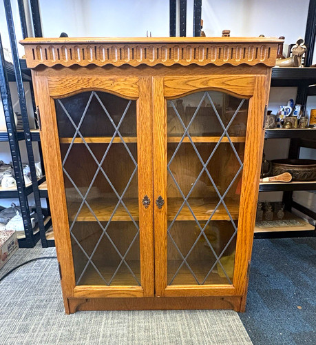 Vintage golden oak display - oak,