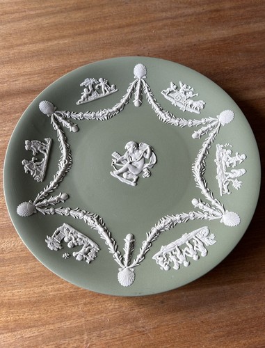 Vintage wedgwood green jasper - green,