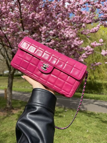 Chanel pink quilted leather - chanel,