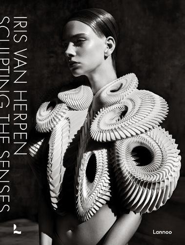 Iris van herpen - iris,