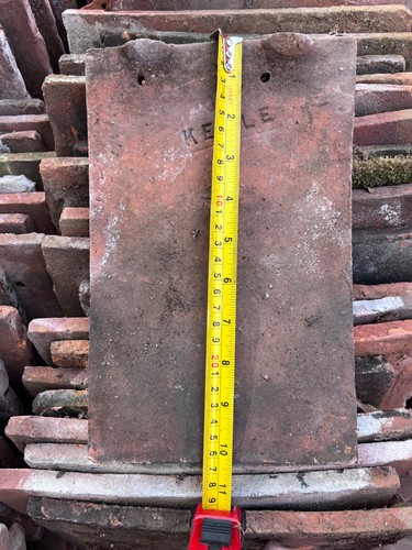 Old clay roof tiles mix - old,
