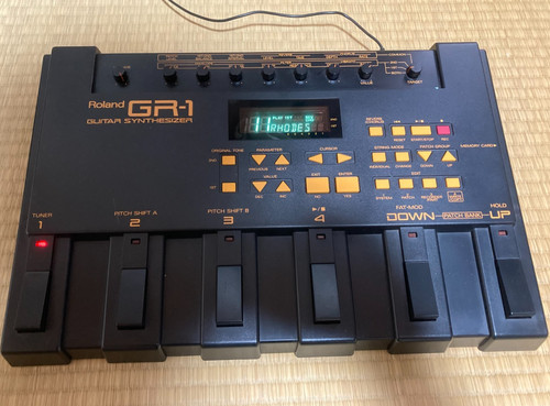 Roland guitar synthesizer - roland,