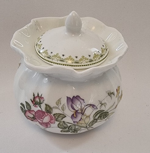 Royal doulton camilla trinket - royal,