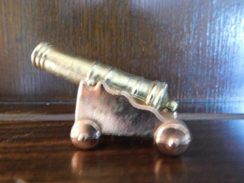 Vintage miniature moulded - miniature,