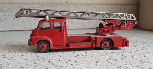 Dinky toys turntable fire - dinky,