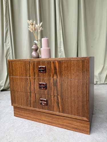 Vtg mid century compact - mid,