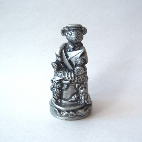 Vintage character bear english - vintage,