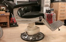 Belmont electric barbers chair