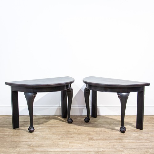 Pair ball claw - of,