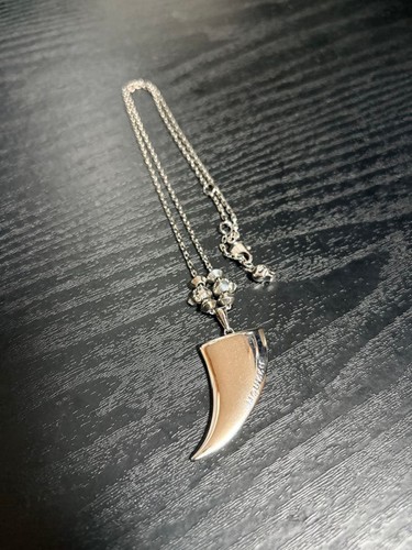 Alexander mcqueen pendant - alexander,