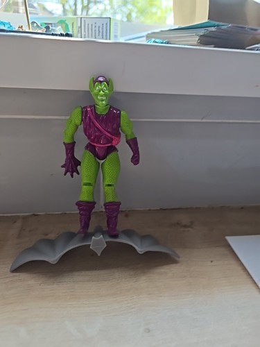 Vintage toybiz green goblin - green,