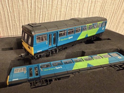 Dapol gauge class 142 - dapol,