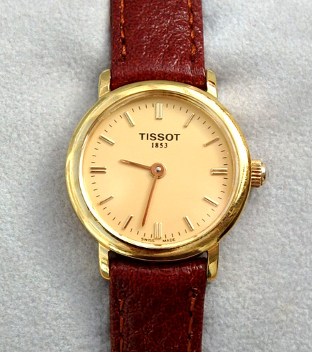 Ladies tissot gold tone - ,