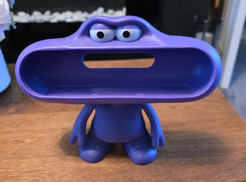 Beats pill dude - pill, character