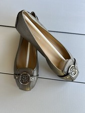 Liz Claiborne  flex form women