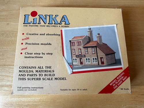 Linka moulds building town - moulds,
