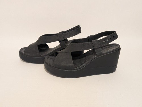 Women black crocs - women’s,