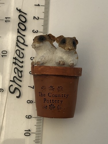 Hov the country pottery mice - the,
