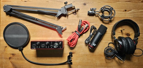 Focusrite scarlett 2i2 studio - focusrite,