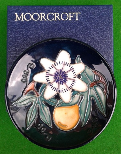Moorcroft passion fruit - fruit, pin