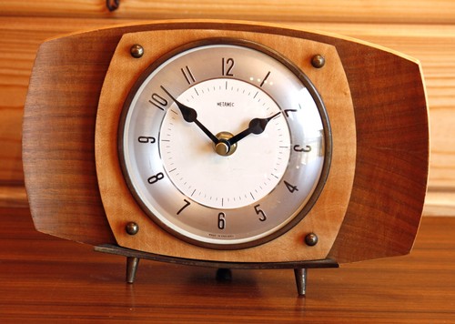 Vintage 23cm metamec mantel - metamec,