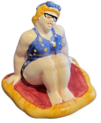 Vintage buxom bathing beauty - buxom,
