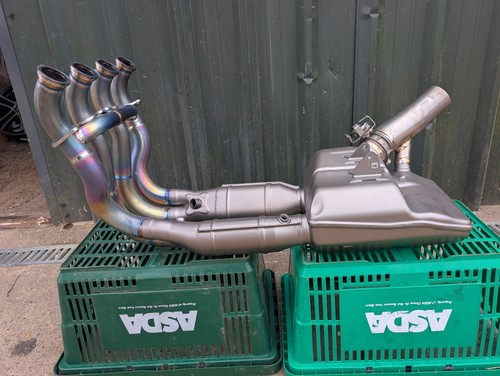 Bmw s1000rr akrapovic - bmw,