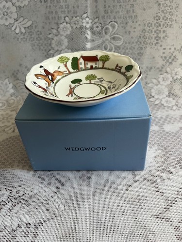Wedgwood hunting scene - hunting, candy