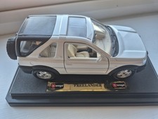 Burago Freelander 1998 Land