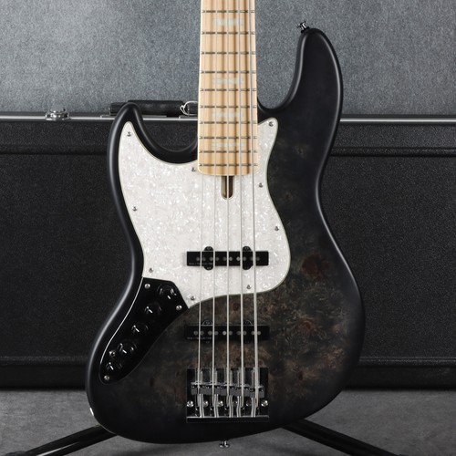 Sire marcus miller - miller, v7