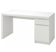 IKEA MALM Desk 140x65cm –