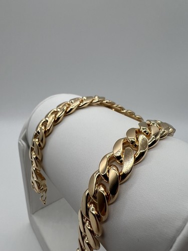 New solid 9ct gold men - new,