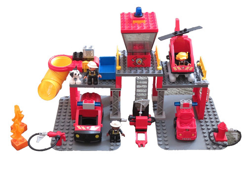 Lego duplo fire - fire, station