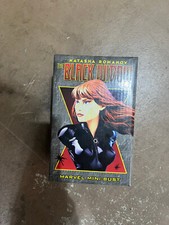 Bowen Black Widow Bust