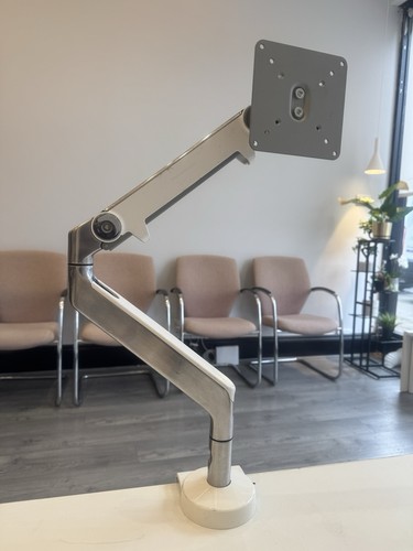 Humanscale monitor arm - m2,