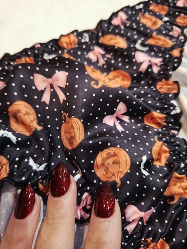 Silky satin halloween - 🎃,