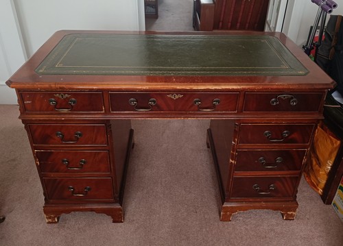 Vintage mahogany leather - &,