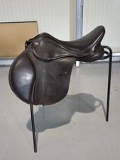 GFS Monarch Jump Saddle 18" EIGHTEEN INCH Havanna English leather. Adjust Gullet